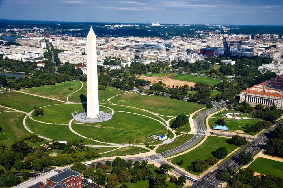 How To Get Washington Monument Tickets (Updated 2023) Points with a Crew