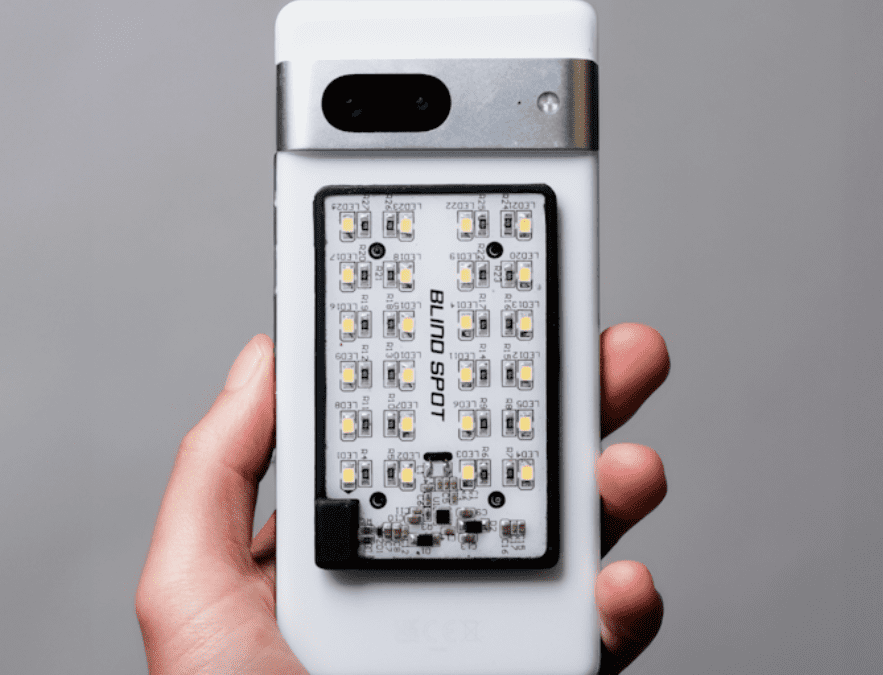 Kickstarter: LumiCard – Lighting Revolution from Your Wallet (back by Thursday)