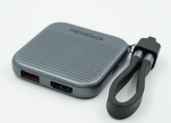 Kickstarter – MEMDock Ultra-Compact Magnetic USB-C Hub (Back By Saturday)